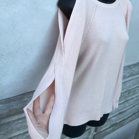 Club Monaco Split Sleeve Sweater - Picture 3 of 10